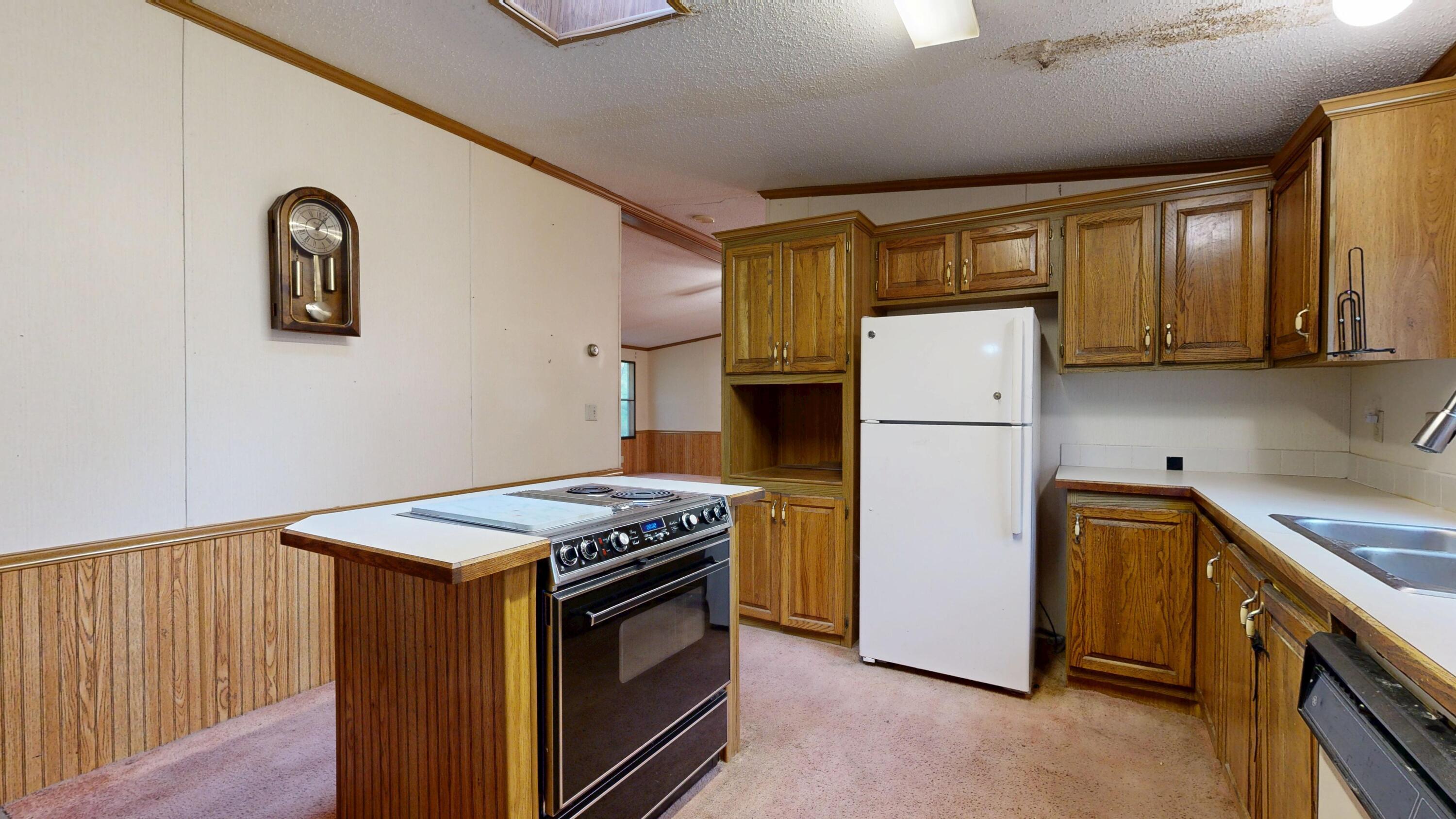 17 John Clark Road Dayton, ME 04005 - Photo 13 of 54 17-John-Clark-Road-09252025_111123