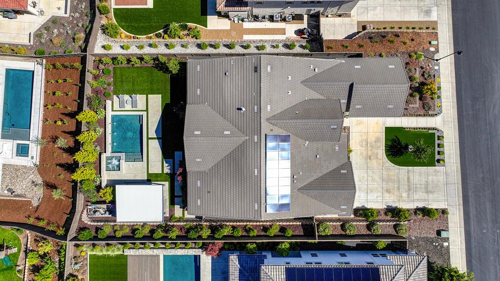 806 Fallen Log Court Rocklin, CA 95765 - Photo 68 of 94