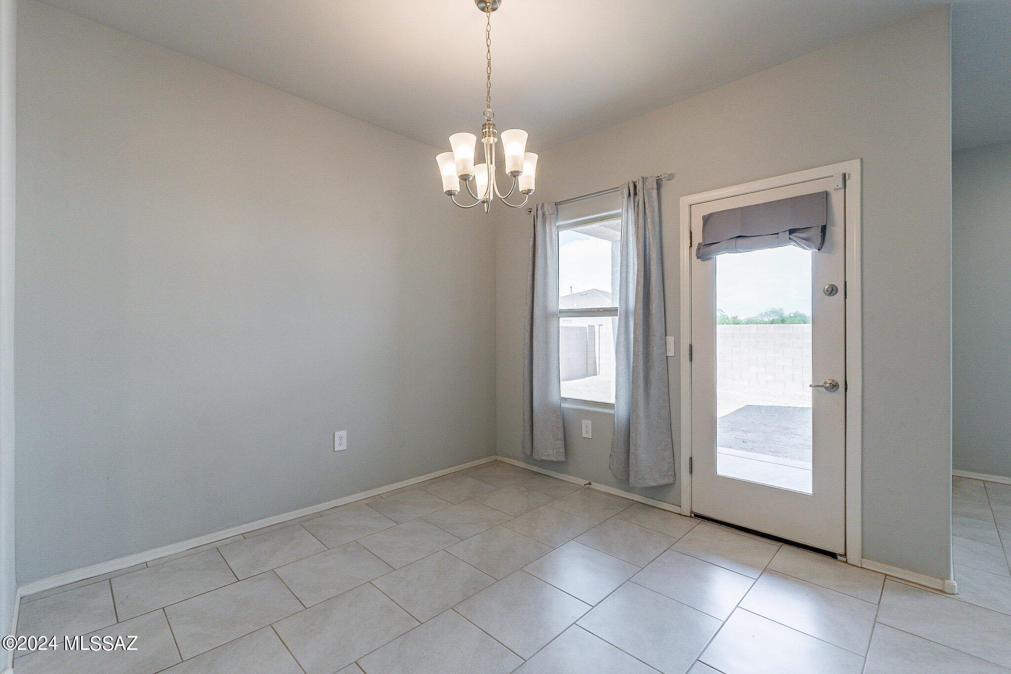 7149 South Draper Road Tucson, AZ 85757 - Photo 4 of 50 Gallery Image 4
