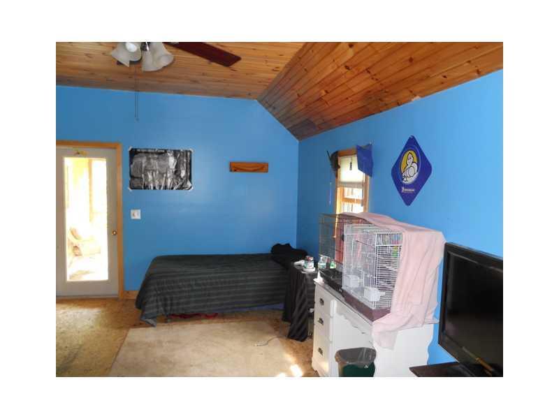188 Main Road Islesboro, ME 04848 - Photo 10 of 16 Bedroom.