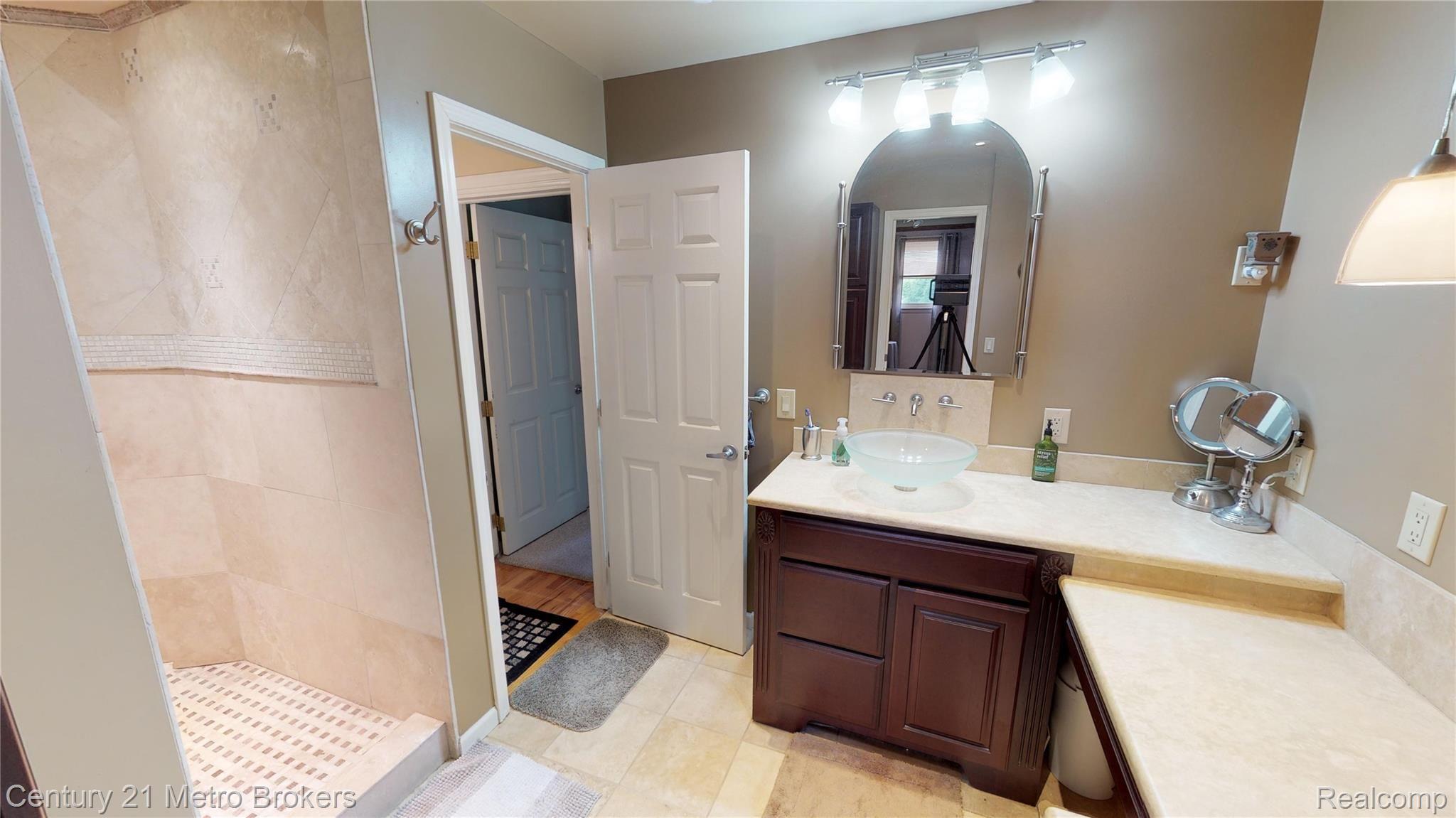 3167 Atlas Road Davison, MI 48423 - Photo 21 of 36 3167-Atlas-Rd-07052019_111052.jpg