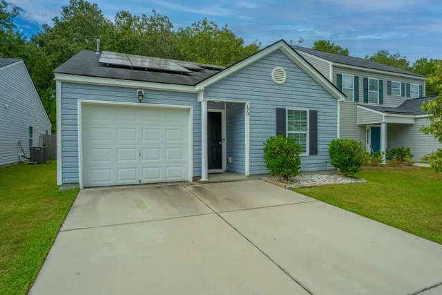 $300,000 | 170 Keaton Brook Drive, Summerville, SC 29485