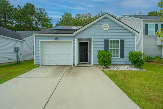 $300,000 | 170 Keaton Brook Drive, Summerville, SC 29485