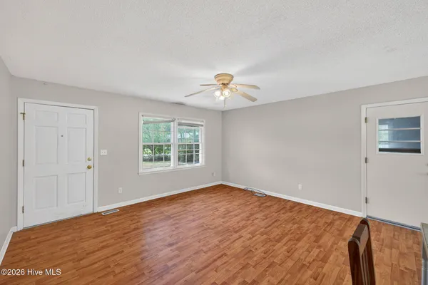 $168,900 | 703 Kristi Circle, Burgaw, NC 28425