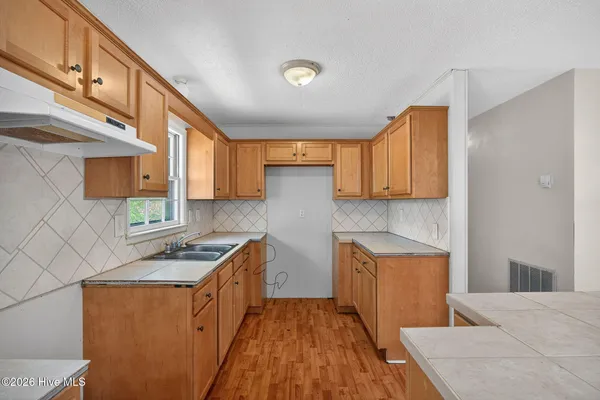 $168,900 | 703 Kristi Circle, Burgaw, NC 28425