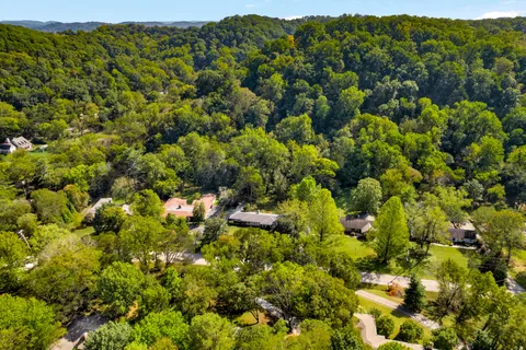 $1,195,000 | 6556 Jocelyn Hollow Road, Nashville, TN 37205