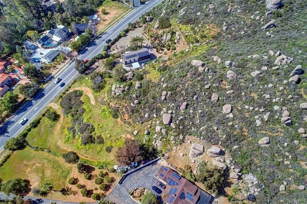 15277 Espola Road, Unit 3 Poway, CA 92064 - Photo 5 of 9