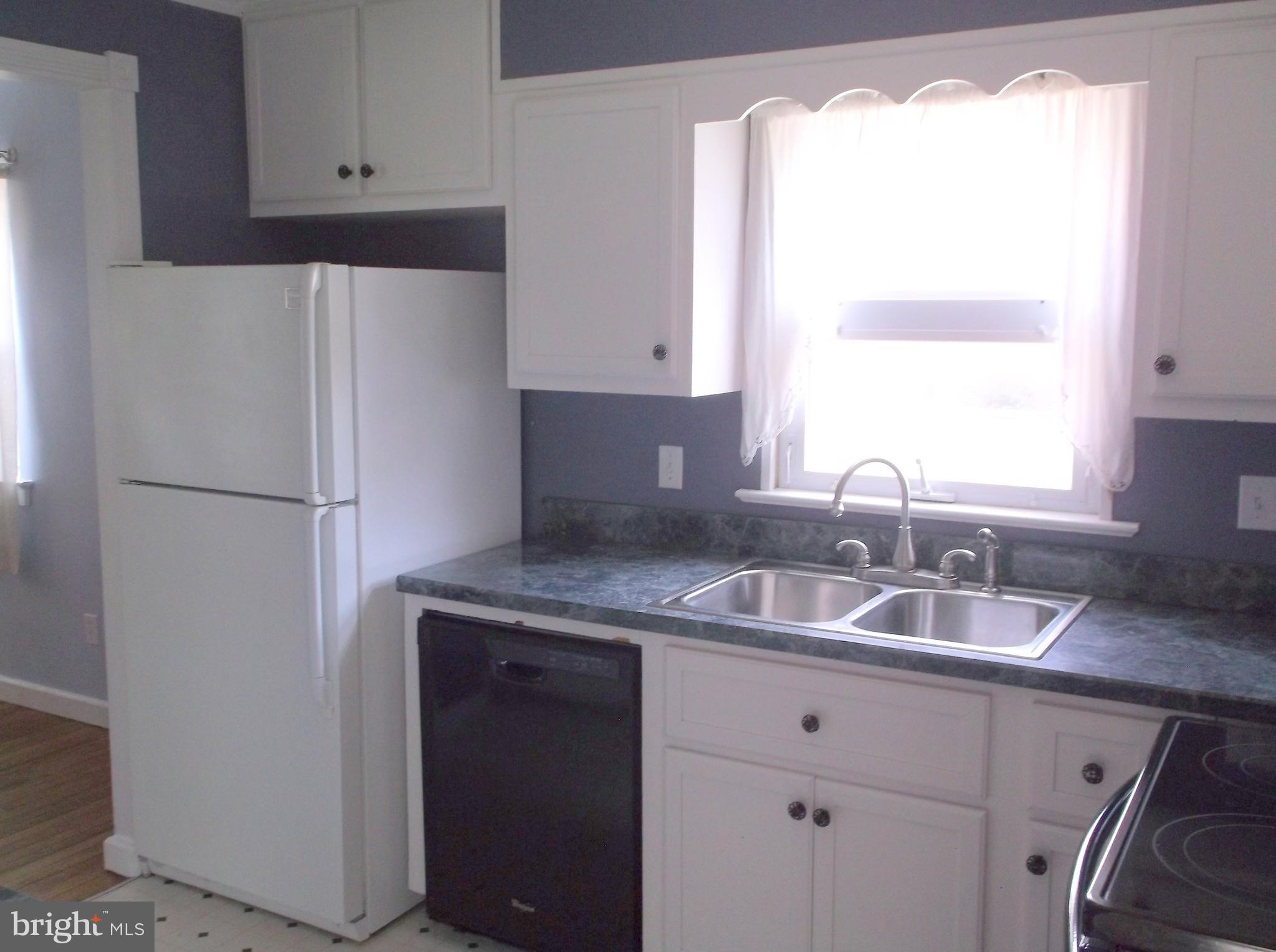 6 Old Stage Coach Road Bridgeton, NJ 08302 - Photo 10 of 23 Kitchen