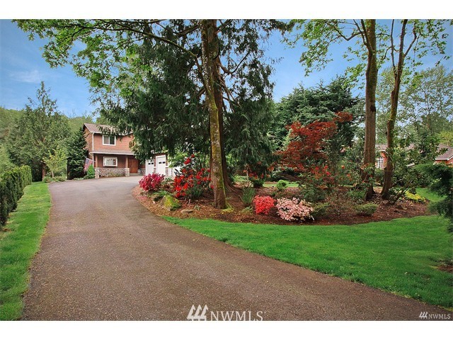 16829 Southeast Jones Road Renton, WA 98058 - Photo 2 of 25