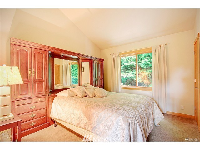 16829 Southeast Jones Road Renton, WA 98058 - Photo 17 of 25