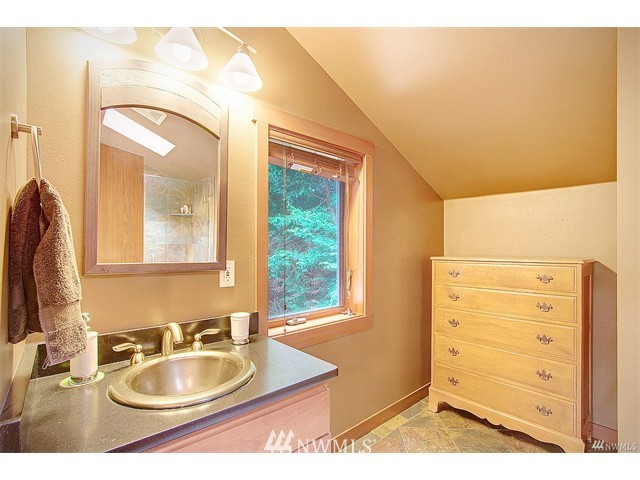 16829 Southeast Jones Road Renton, WA 98058 - Photo 20 of 25