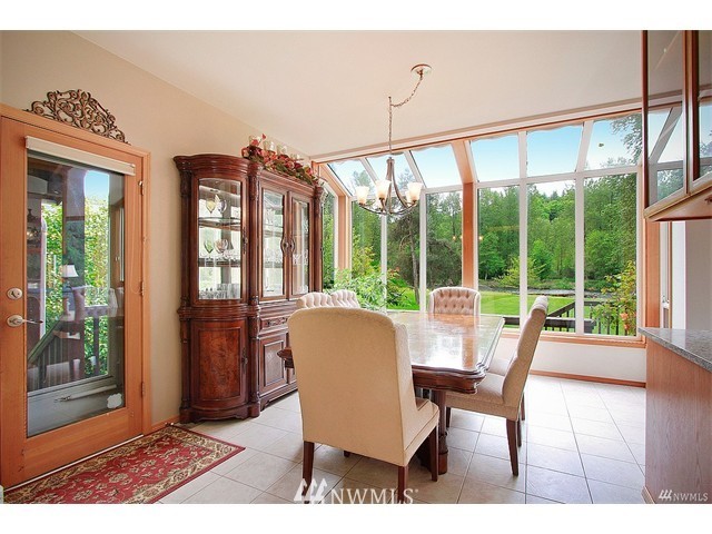 16829 Southeast Jones Road Renton, WA 98058 - Photo 8 of 25