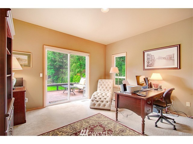 16829 Southeast Jones Road Renton, WA 98058 - Photo 9 of 25