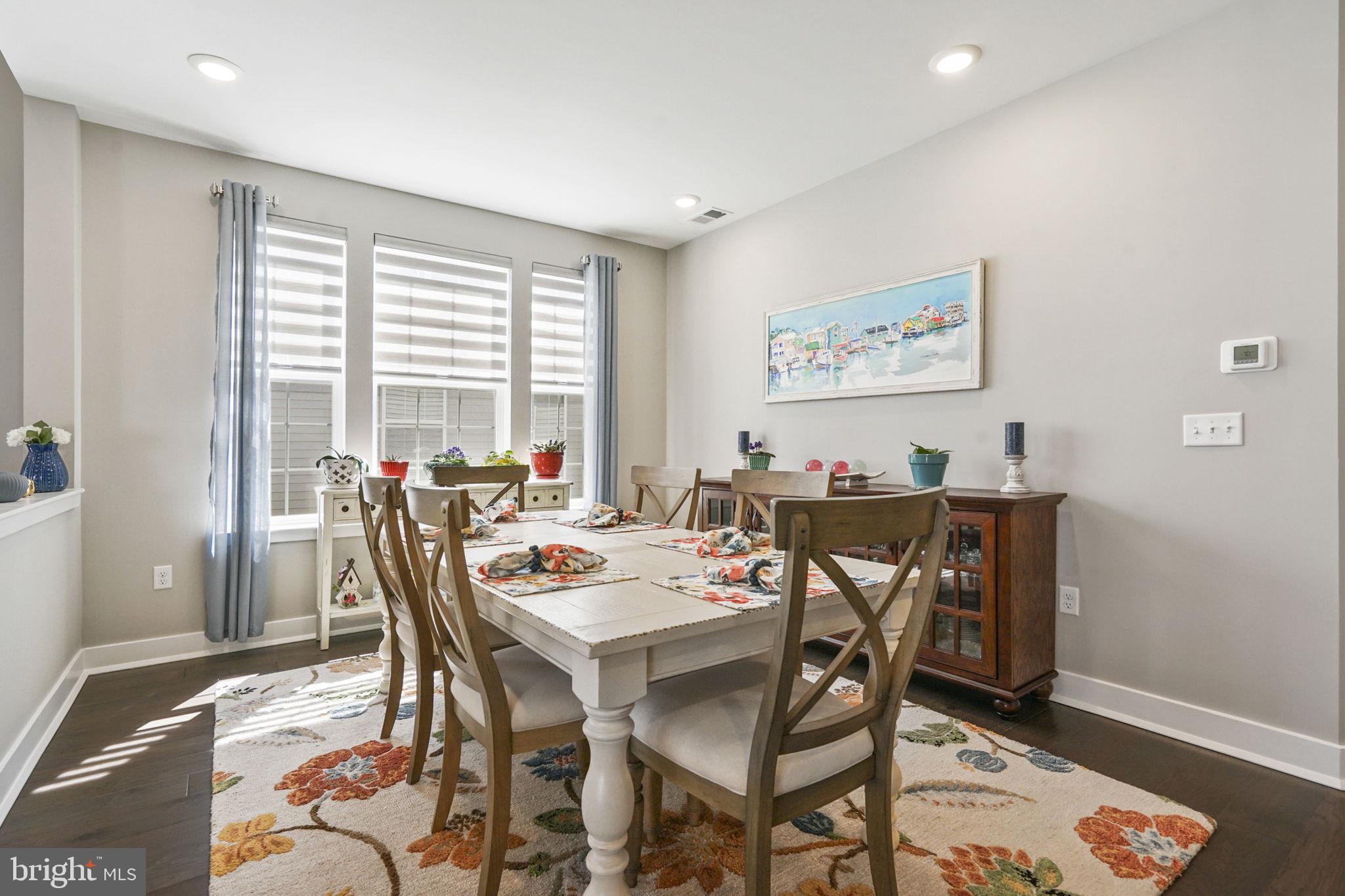 40 Emerald Road Wrightstown, NJ 08562 - Photo 16 of 39 Bright dining space with natural light.