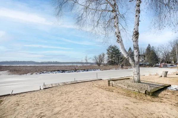 $169,900 | 17863 East Point Drive, Barryton, MI 49305