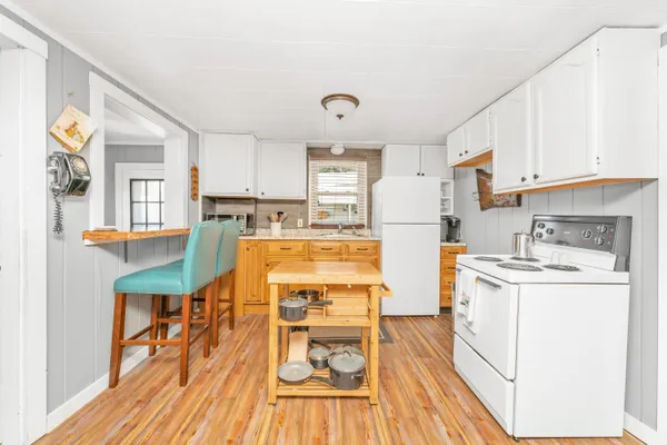 $169,900 | 17863 East Point Drive, Barryton, MI 49305