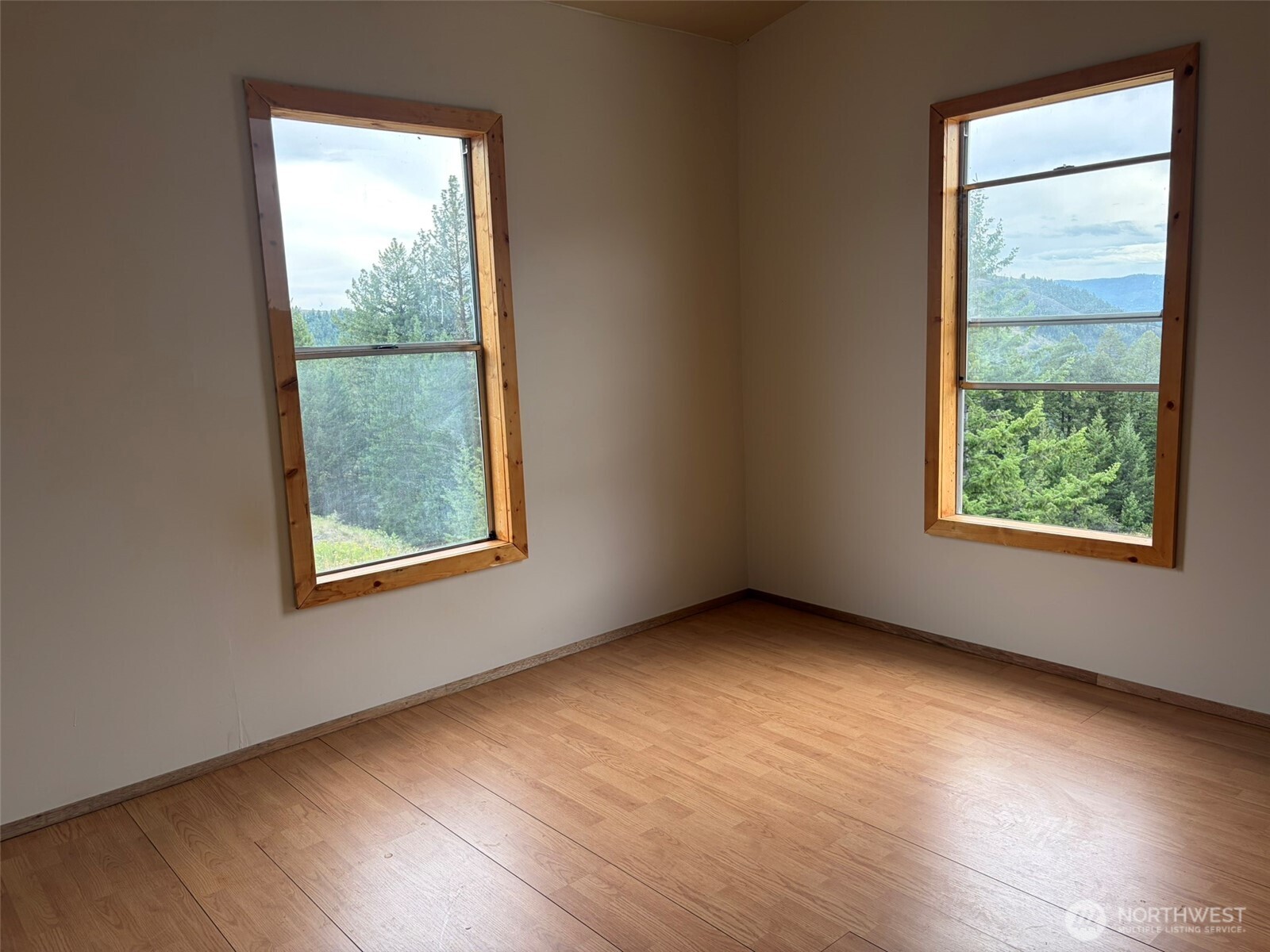 184 North Lambert Lane Republic, WA 99166 - Photo 19 of 33