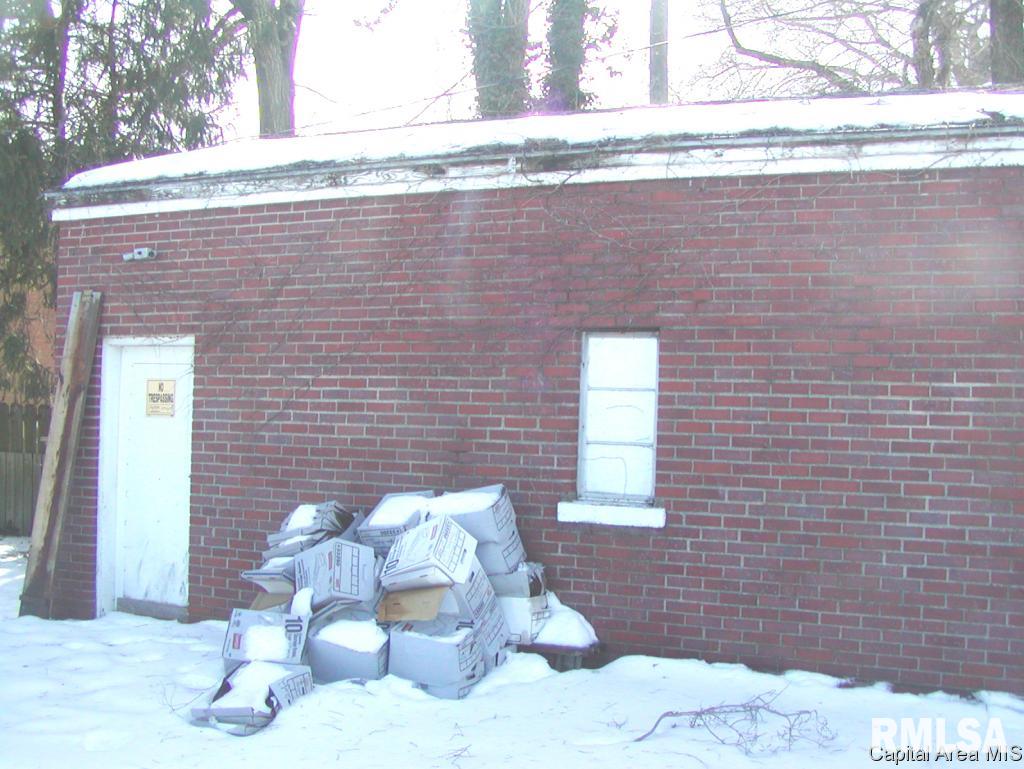 827 South 5th Street Springfield, IL 62703 - Photo 1 of 19