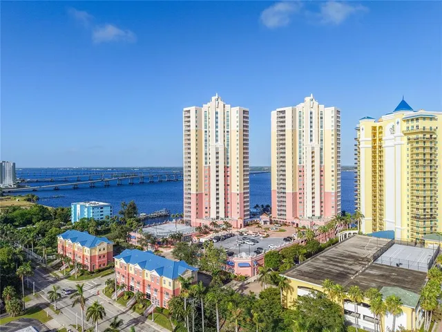 $315,000 | 2745 First Street, Unit 111, Fort Myers, FL 33916