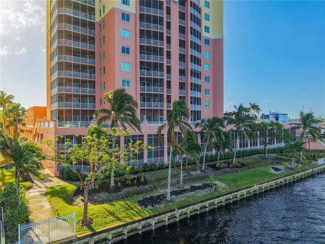 $315,000 | 2745 First Street, Unit 111, Fort Myers, FL 33916