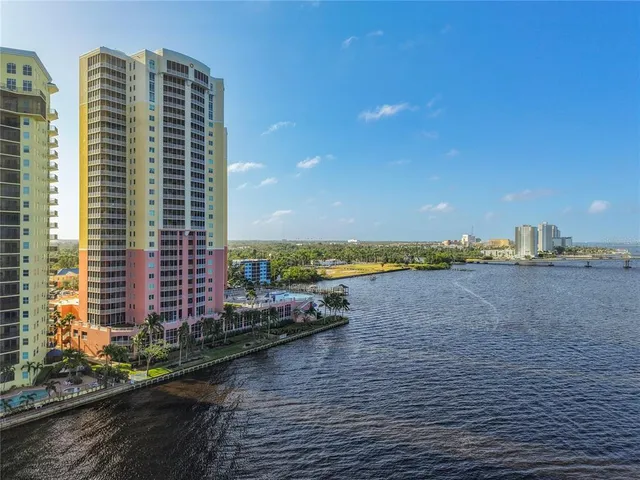 $315,000 | 2745 First Street, Unit 111, Fort Myers, FL 33916