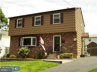124 Wellington Road Brookhaven, PA 19015 - Photo 1 of 12 Exterior Front