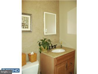 124 Wellington Road Brookhaven, PA 19015 - Photo 6 of 12 Bathroom