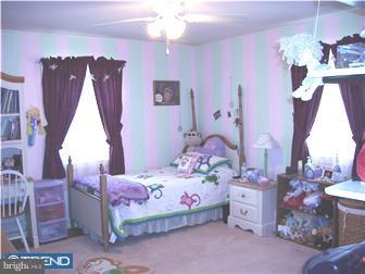 124 Wellington Road Brookhaven, PA 19015 - Photo 9 of 12 Bedroom 3