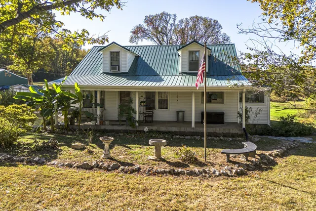 $1,179,000 | 6307 North New Hope Road, Hermitage, TN 37076