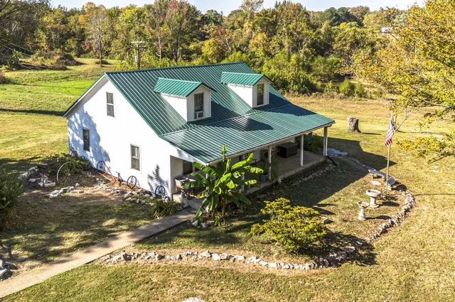 $1,179,000 | 6307 North New Hope Road, Hermitage, TN 37076