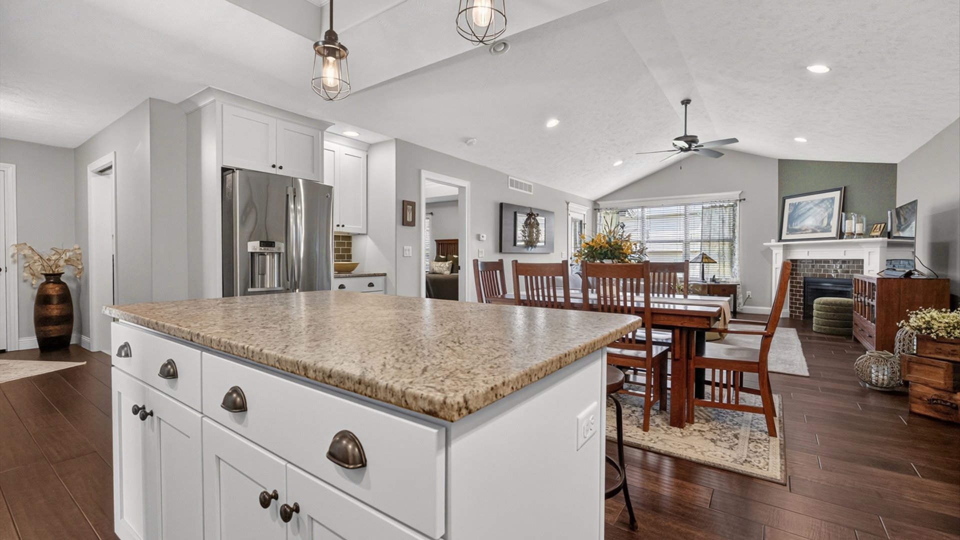 2416 Shepard Road Normal, IL 61761 - Photo 12 of 46 Gallery Image 12