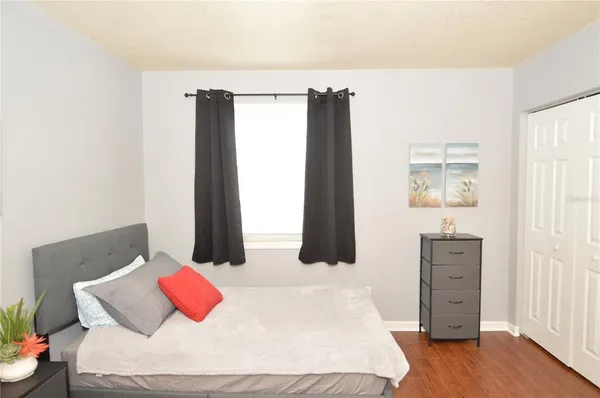 $2,600 | 3837 Pompano Drive Southeast, Unit 3837(FURNISHED), St. Petersburg, FL 33705