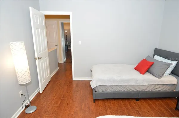 $2,600 | 3837 Pompano Drive Southeast, Unit 3837(FURNISHED), St. Petersburg, FL 33705