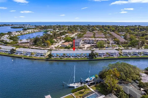 $2,600 | 3837 Pompano Drive Southeast, Unit 3837(FURNISHED), St. Petersburg, FL 33705