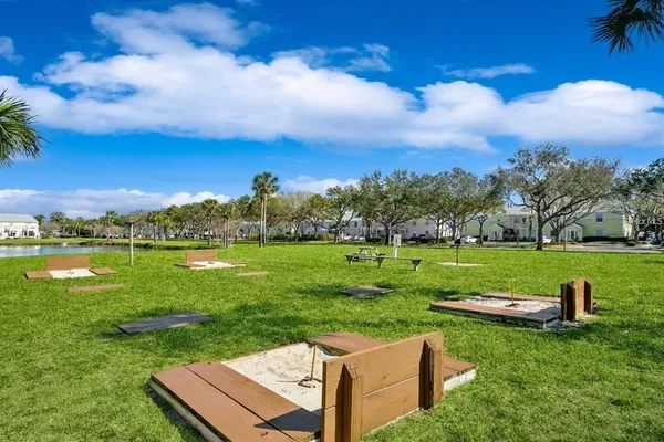 $2,600 | 3837 Pompano Drive Southeast, Unit 3837(FURNISHED), St. Petersburg, FL 33705