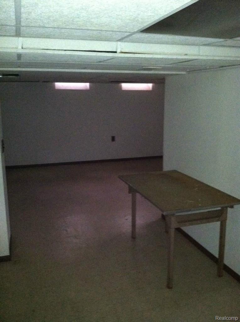 641 Vernier Road Grosse Pointe, MI 48236 - Photo 10 of 18 vernier-basement3.jpg