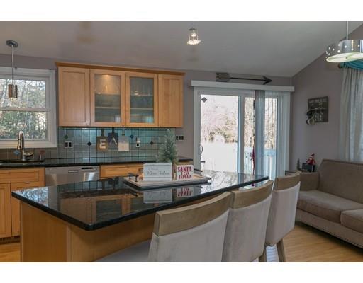 6 Janice Road Billerica, MA 01821 - Photo 5 of 29 Gallery Image 5