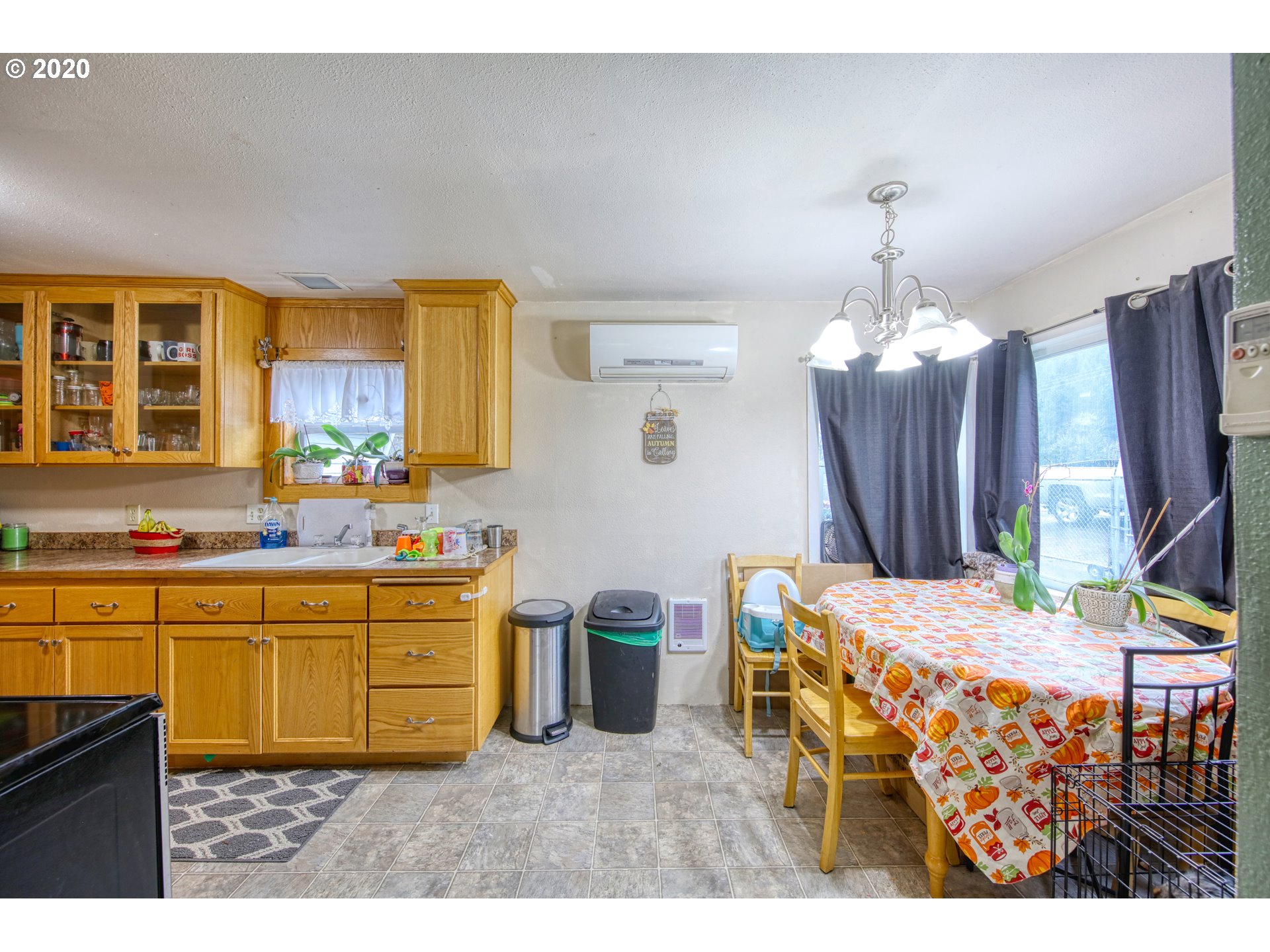 37520 Row River Road Dorena, OR 97434 - Photo 13 of 22 Gallery Image 13