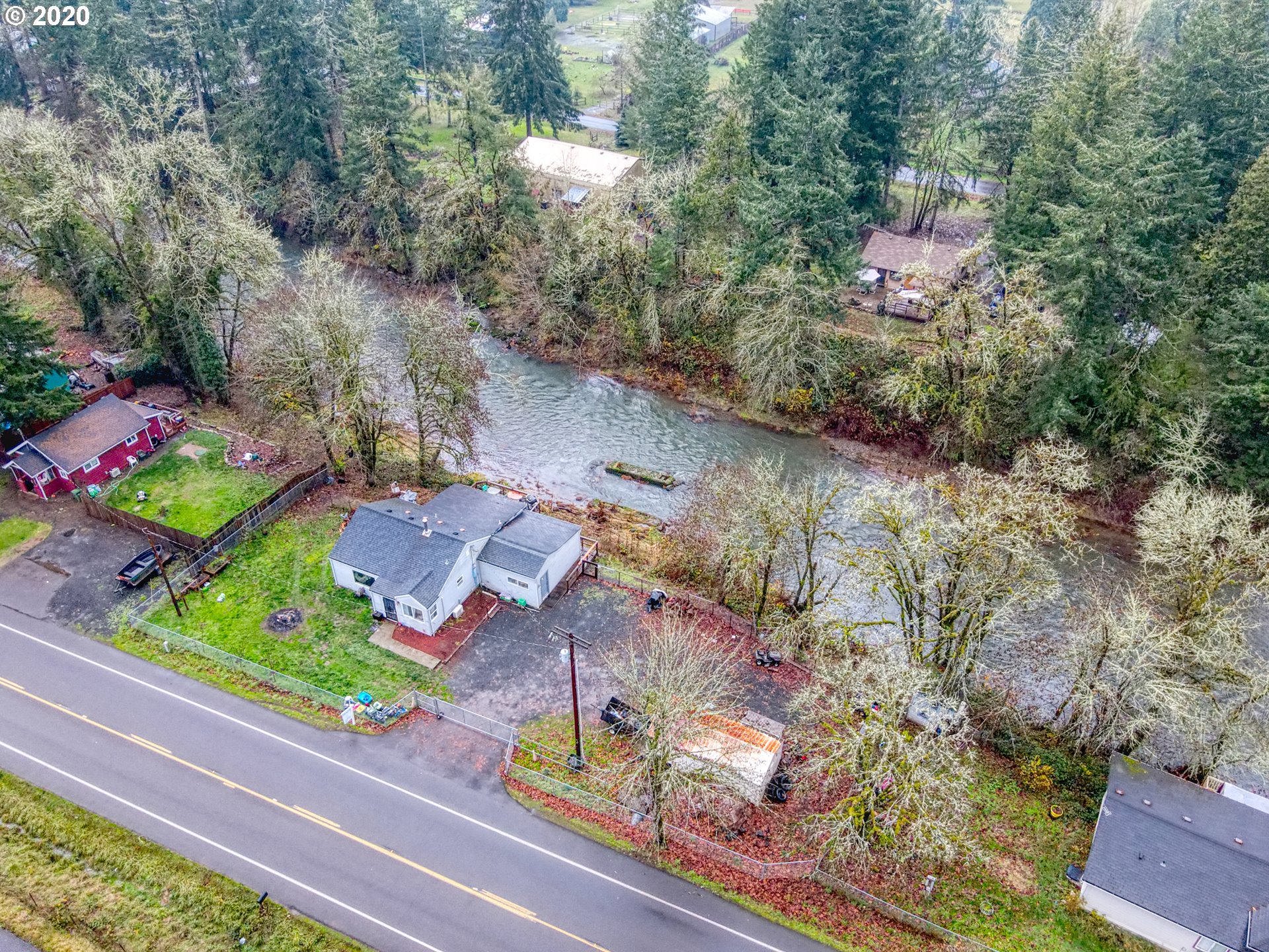 37520 Row River Road Dorena, OR 97434 - Photo 4 of 22 Gallery Image 4