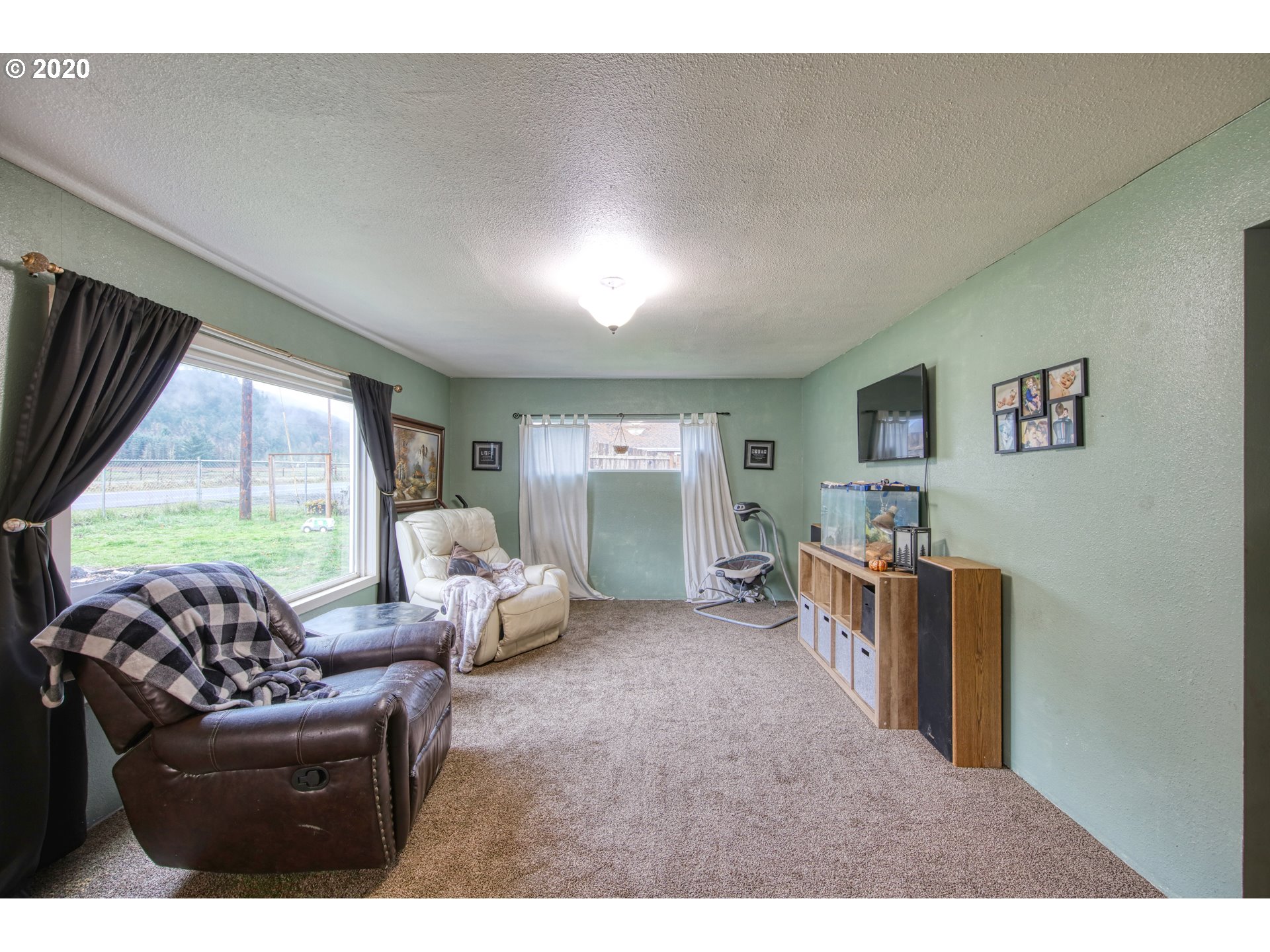 37520 Row River Road Dorena, OR 97434 - Photo 10 of 22 Gallery Image 10