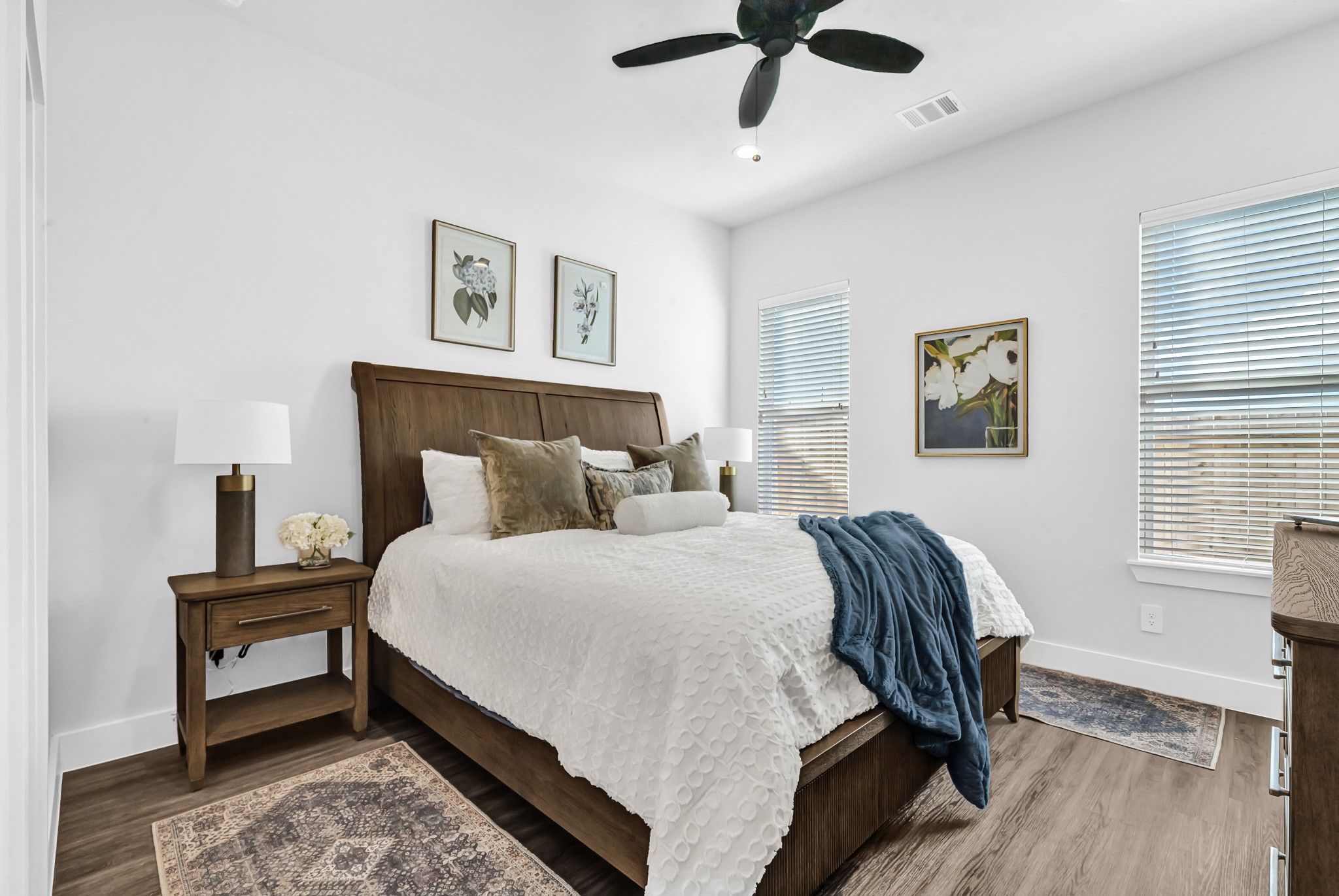 38634 Spur 149 Road, Unit 15B Magnolia, TX 77354 - Photo 12 of 50 ANOTHER ANGLE OF THE PRIMARY SUITE! KING SIZE BED FITS PERFECTLY!