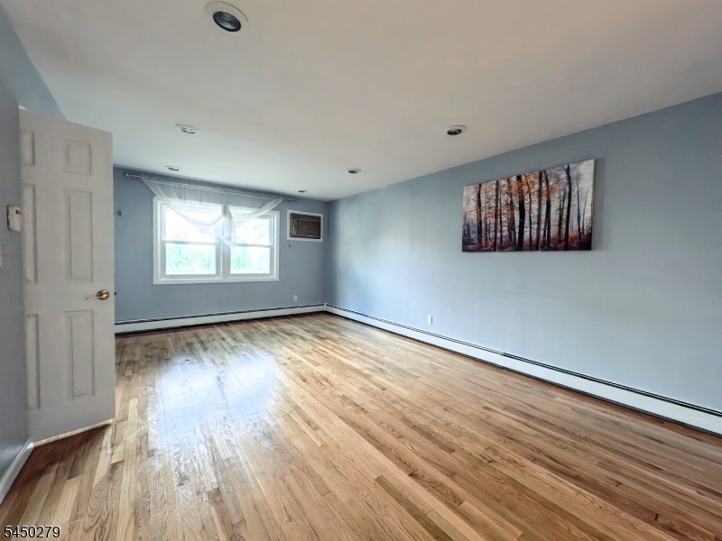 621 Palisade Road Union, NJ 07083 - Photo 15 of 36 Gallery Image 15
