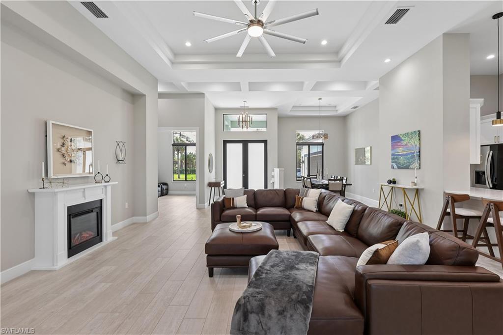 360 13th Street Southwest Naples, FL 34117 - Photo 12 of 42