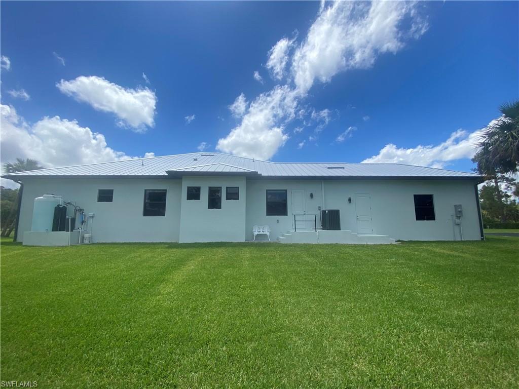 360 13th Street Southwest Naples, FL 34117 - Photo 38 of 42