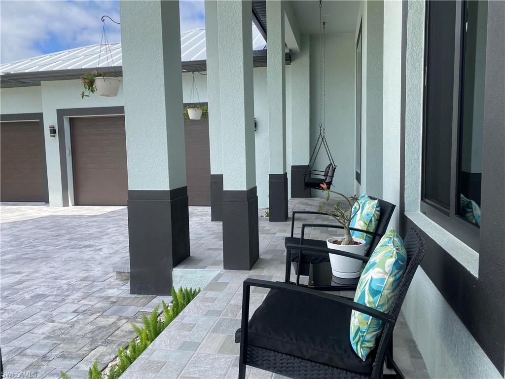 360 13th Street Southwest Naples, FL 34117 - Photo 6 of 42