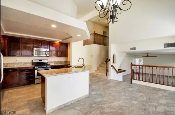 $3,495 | 7517 Heather Knoll Circle, Las Vegas, NV 89129