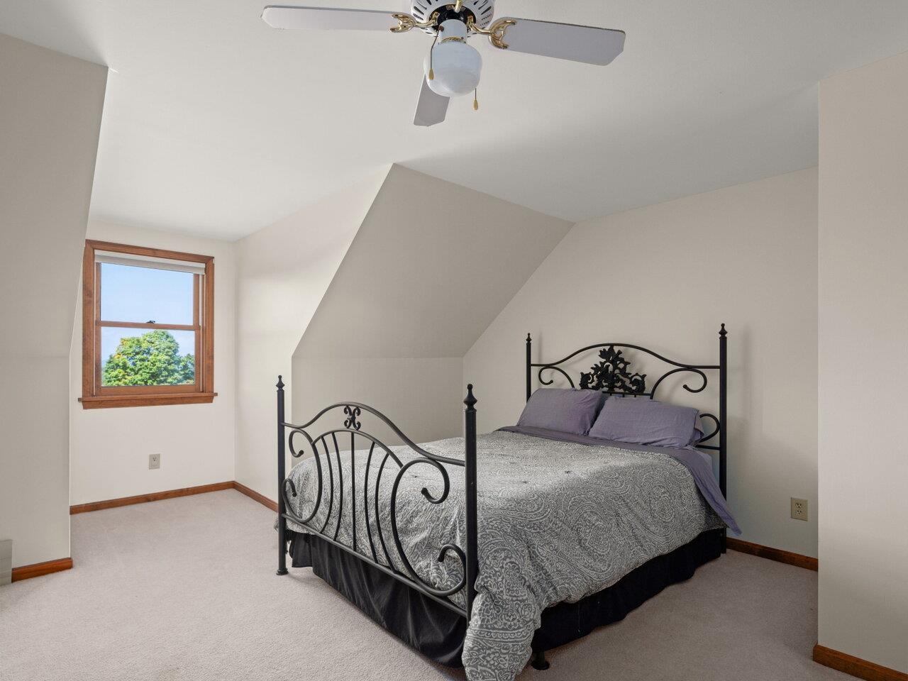 409 Windywood Road Barre Town, VT 05641 - Photo 19 of 40