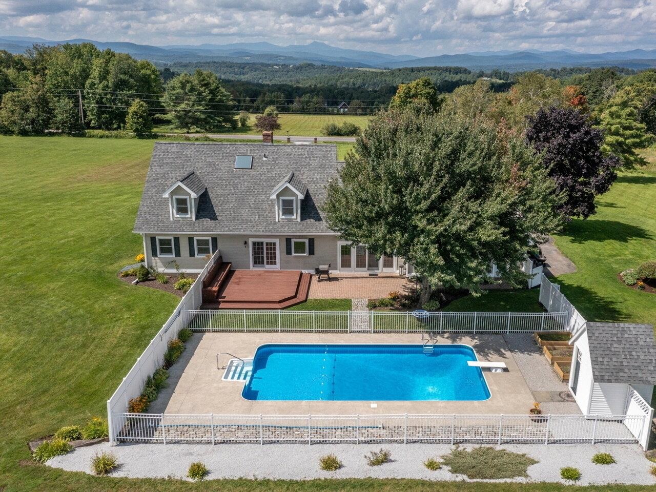 409 Windywood Road Barre Town, VT 05641 - Photo 32 of 40