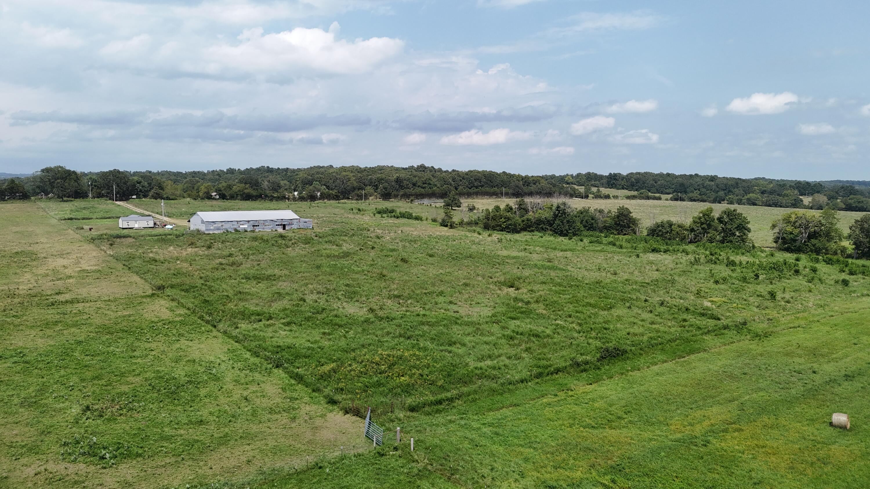 5256 Newton Road Mansfield, MO 65704 - Photo 13 of 51 DJI_20260806144815_0396_D
