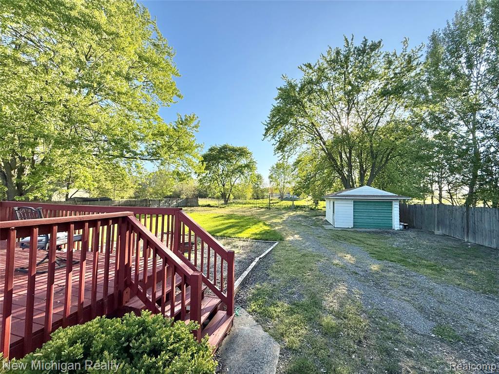5288 Torrey Road Flint, MI 48507 - Photo 31 of 41